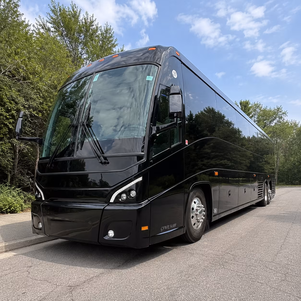 choosing the right bus size for your dearborn airport run