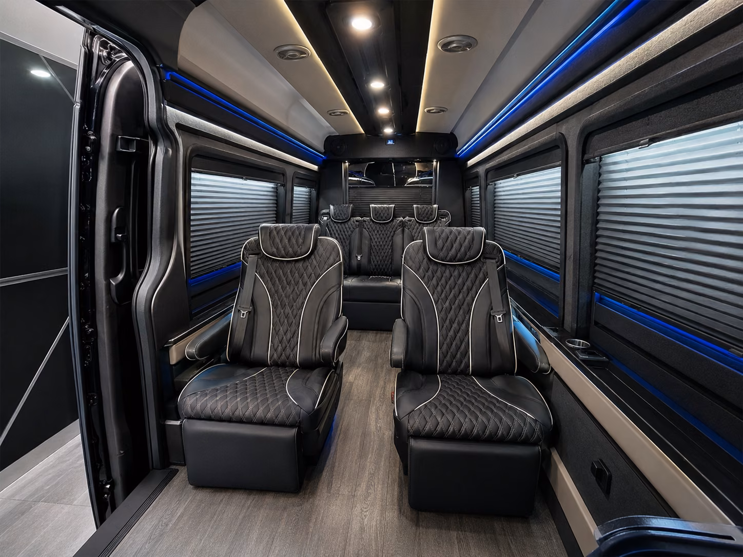 corporate airport shuttles for ford auto show and conference groups in dearborn