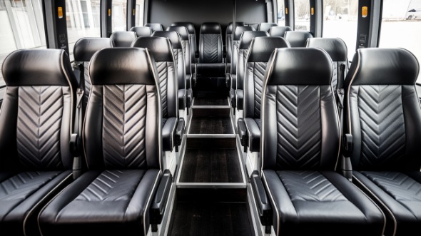 15 passenger minibus rental ann arbor